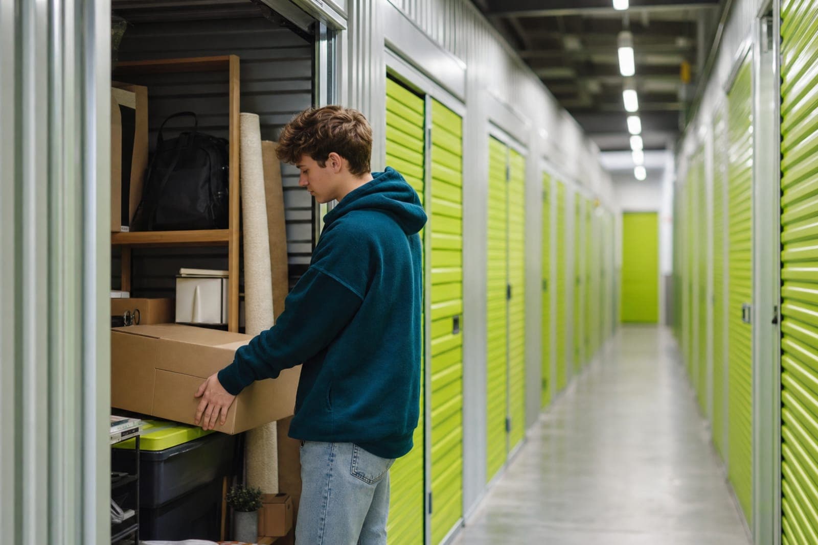 Étudiants : pourquoi louer un box de stockage Safe Stock ?