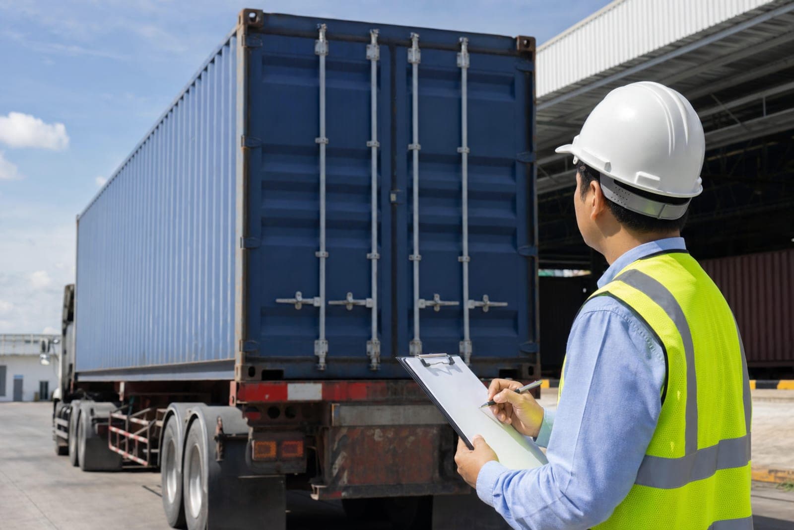 Réception container maritime : la checklist avant signature