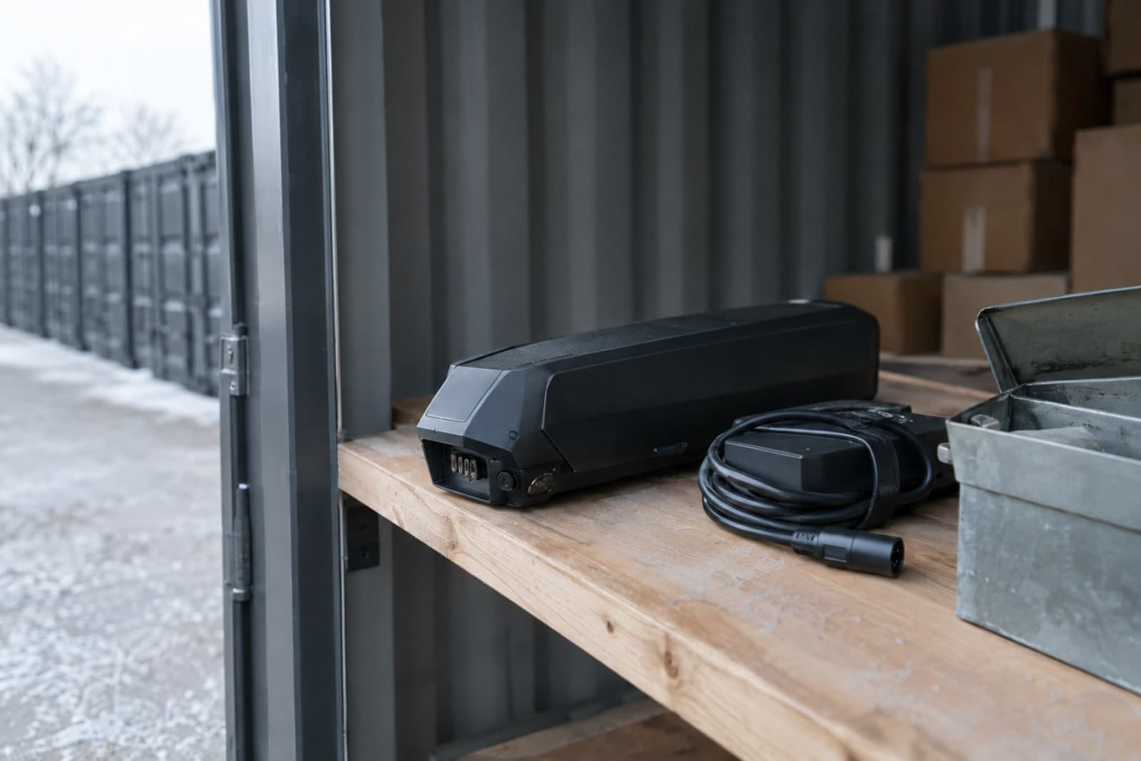 Stocker une batterie VAE : sûr, sec, conforme